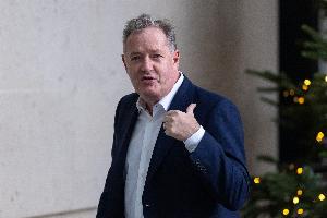 摩根连发多则报道炮轰：热苏斯被视为傲慢之徒，乐此不疲地诋毁C罗